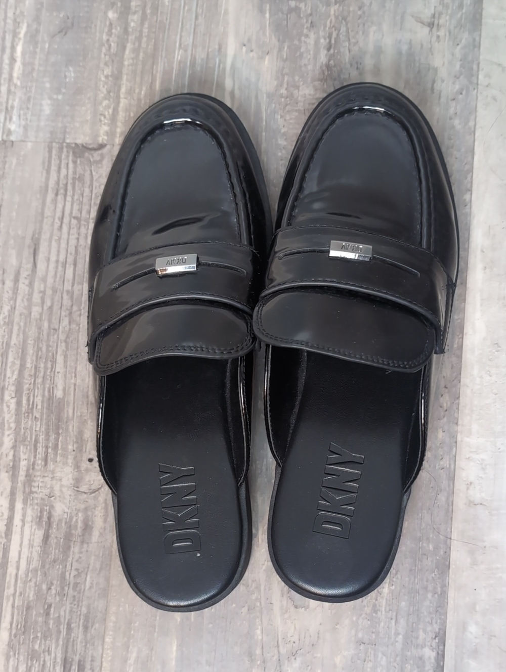 DKNY Women's Black Leather Slip-Ons
